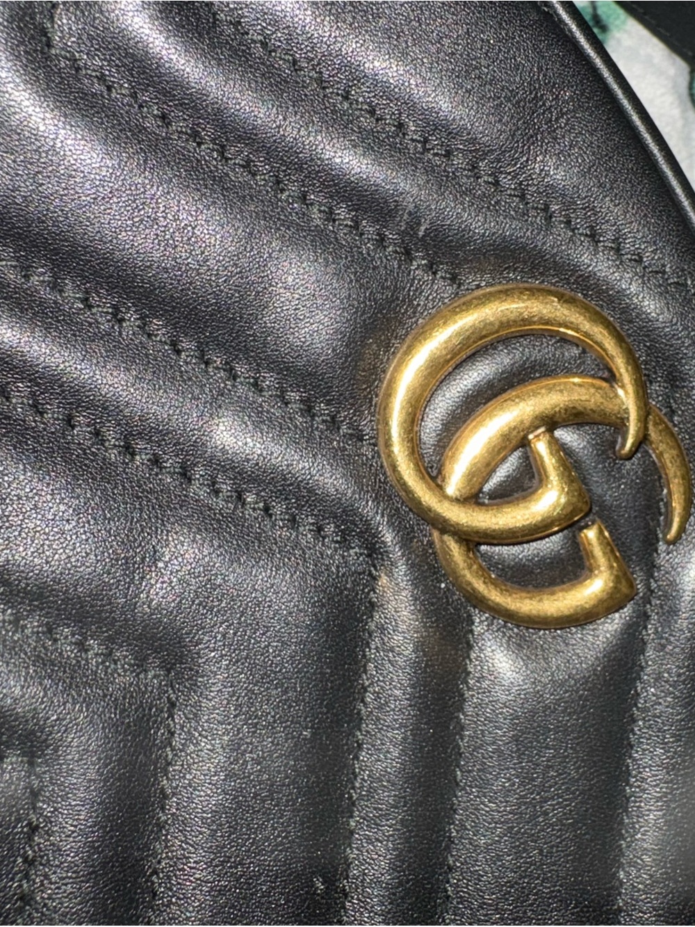 Gucci Black Quilted GG Marmont Matelasseé Belt Bag, Black and antique gold. - Picture 5 of 12